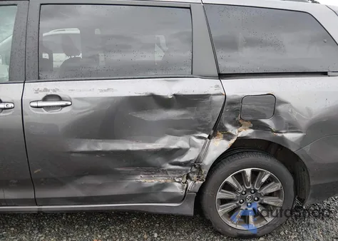 2018 Toyota Sienna Xle 7 Passenger from USA, damaged, VIN 5TDDZ3DC1JS202440